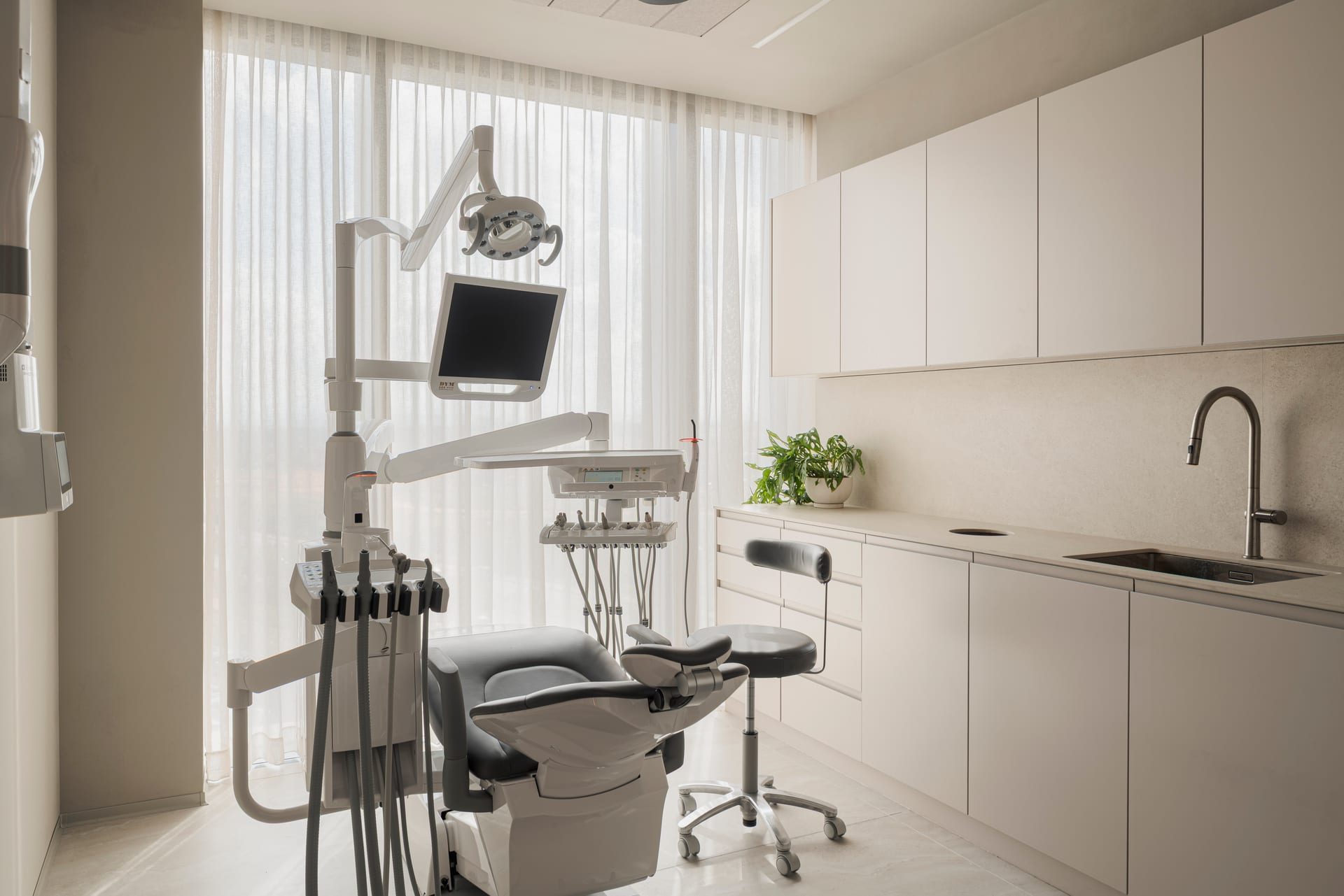 Aesthetic & Dental Clinic — 9
