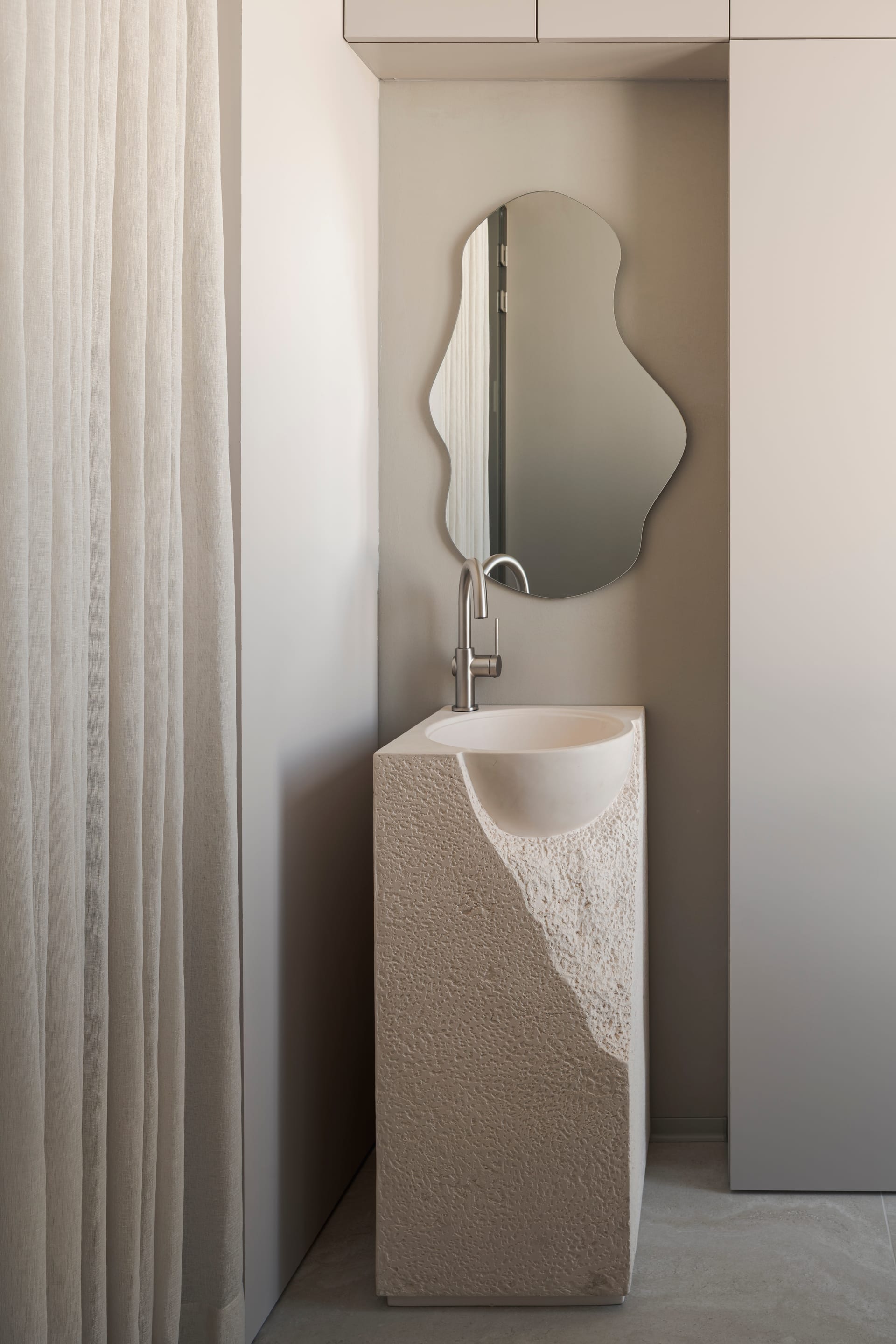 Aesthetic & Dental Clinic — 14